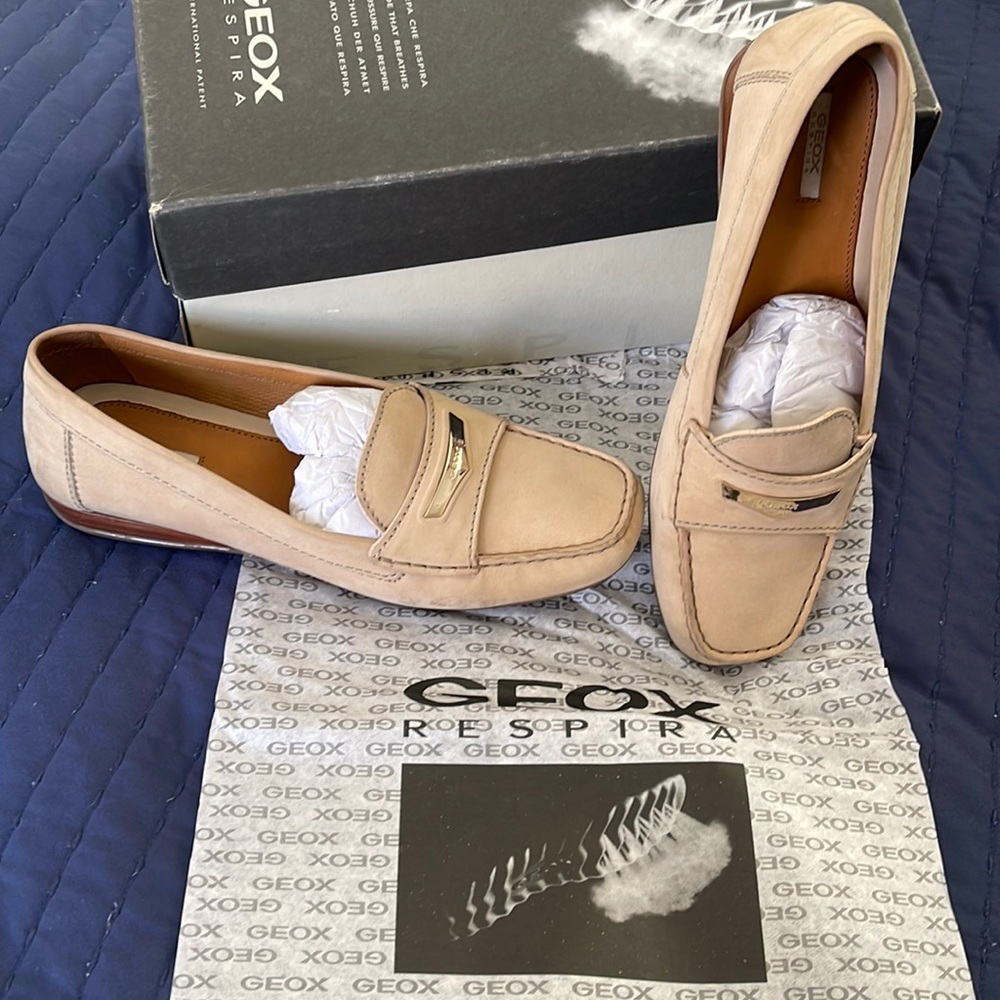 Geox Loafers like new!!!